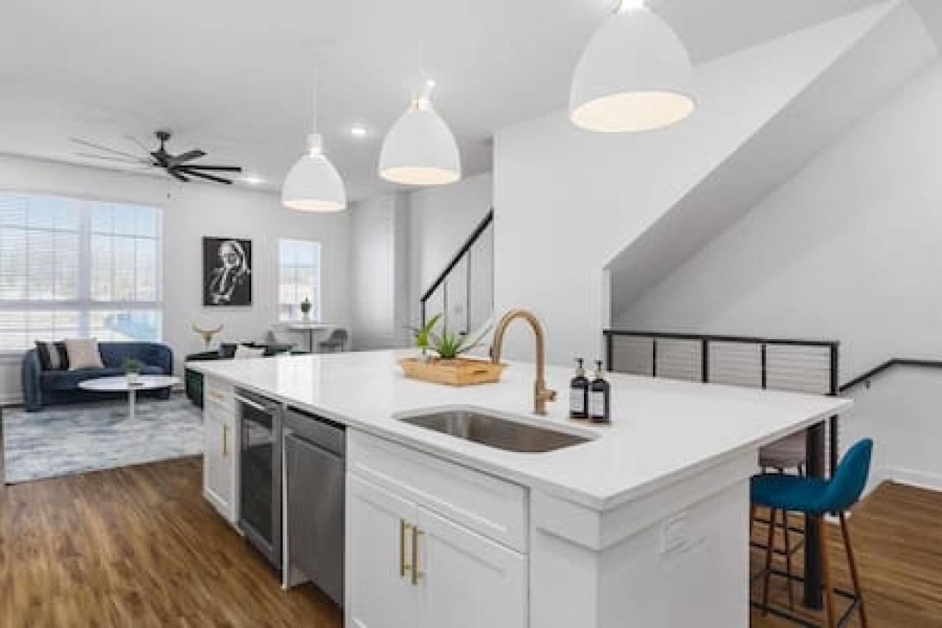 Spacious Home With Large Patio Rooftop Deck And Garage Nashville Exterior photo