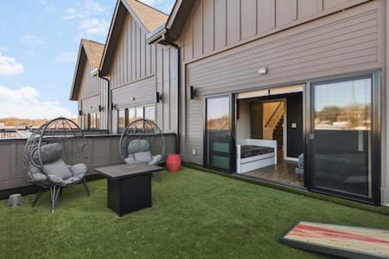 Spacious Home With Large Patio Rooftop Deck And Garage Nashville Exterior photo